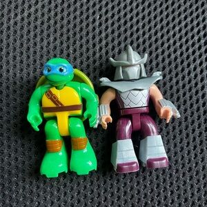 TMNT Shredder and Leonardo Mega Blocks